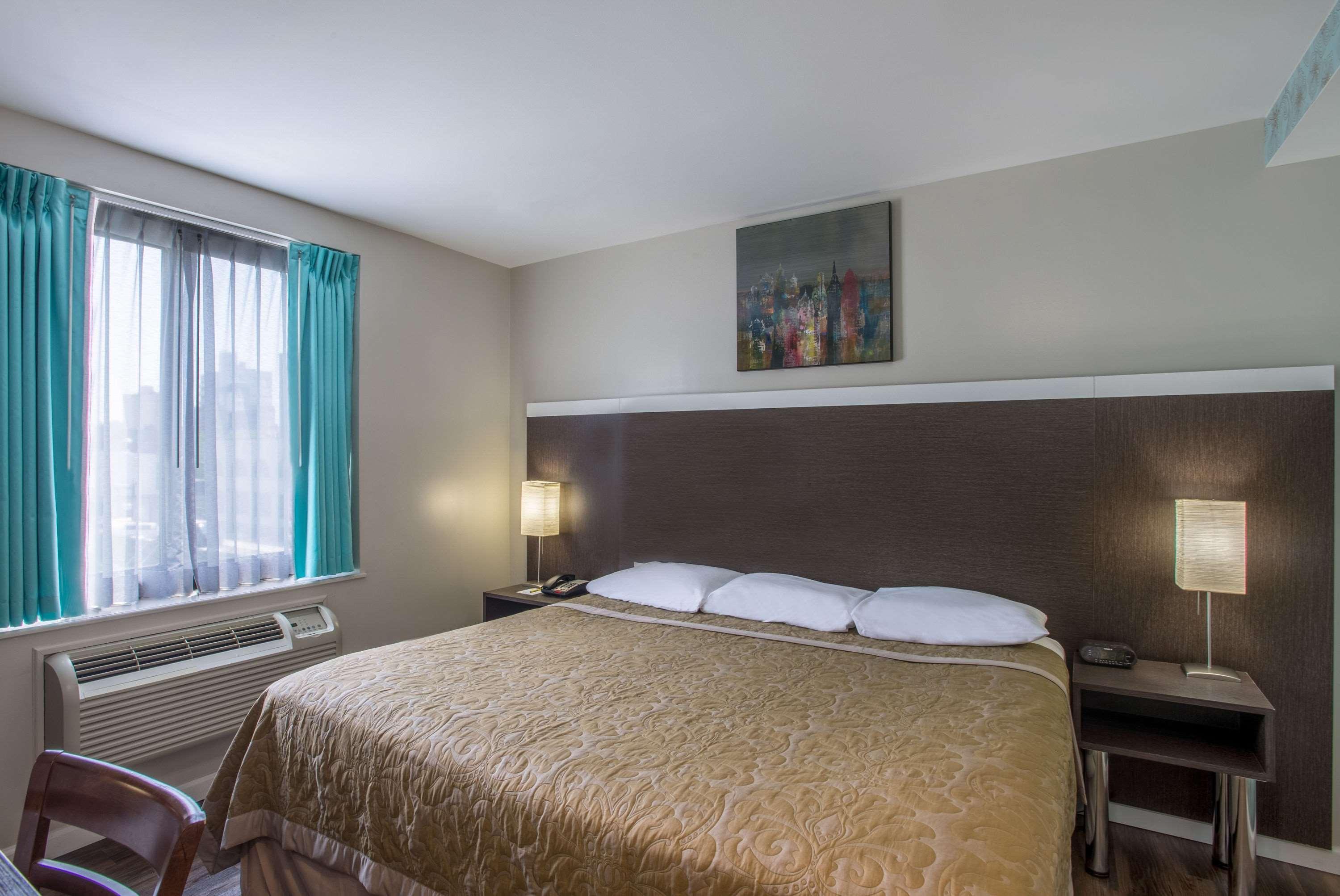 Super 8 By Wyndham Brooklyn / Park Slope Hotel نيو يورك المظهر الخارجي الصورة