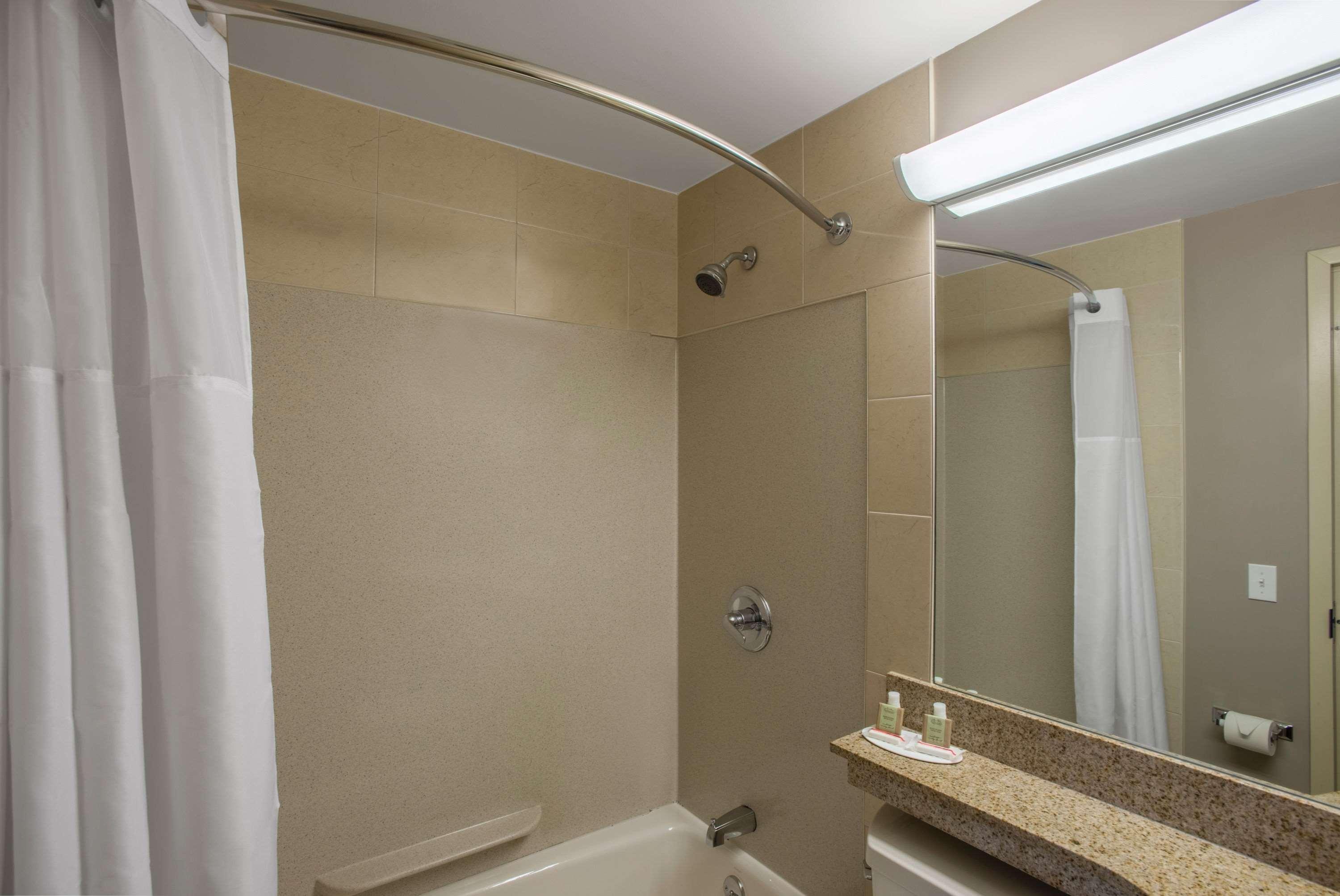 Super 8 By Wyndham Brooklyn / Park Slope Hotel نيو يورك المظهر الخارجي الصورة