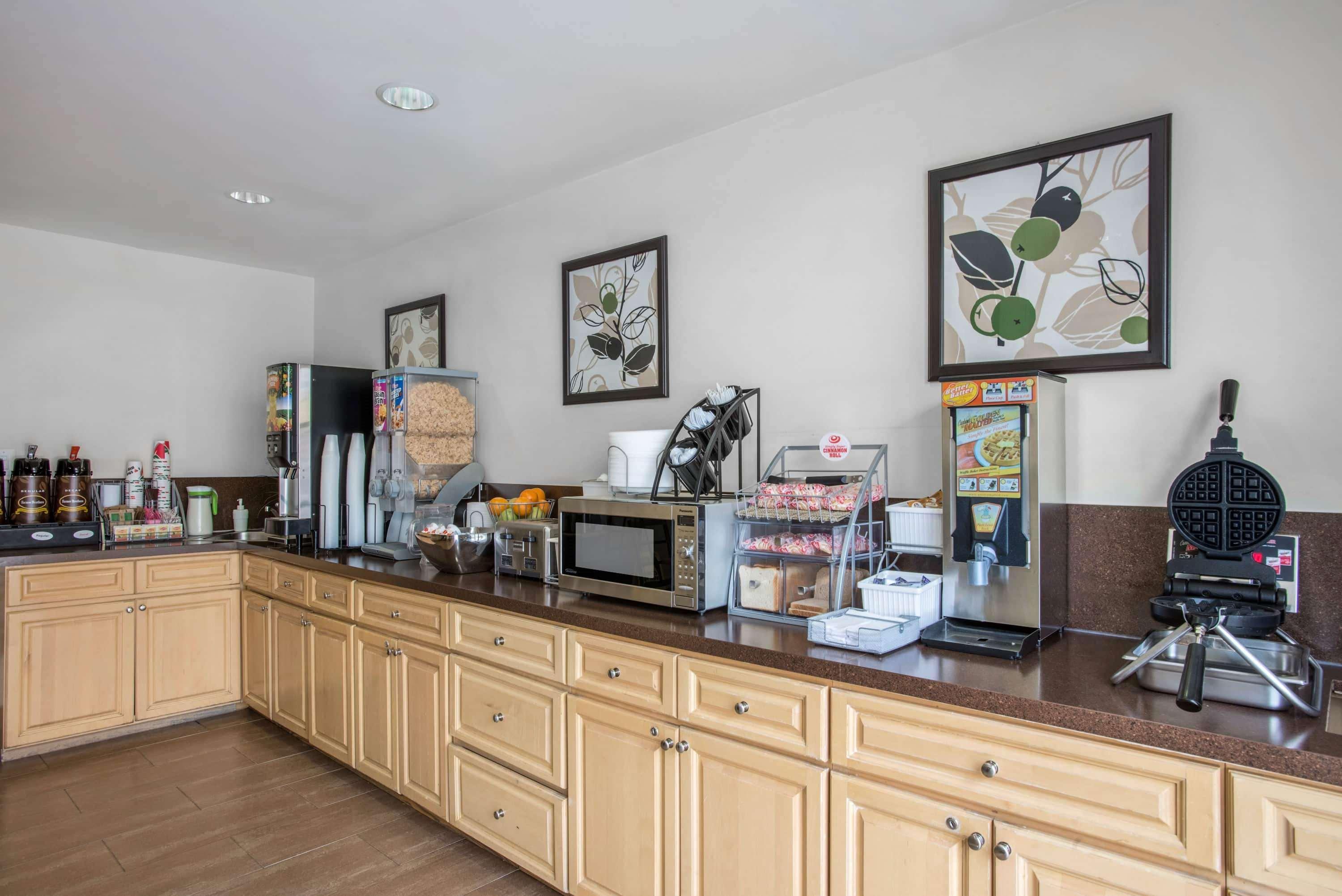 Super 8 By Wyndham Brooklyn / Park Slope Hotel نيو يورك المظهر الخارجي الصورة