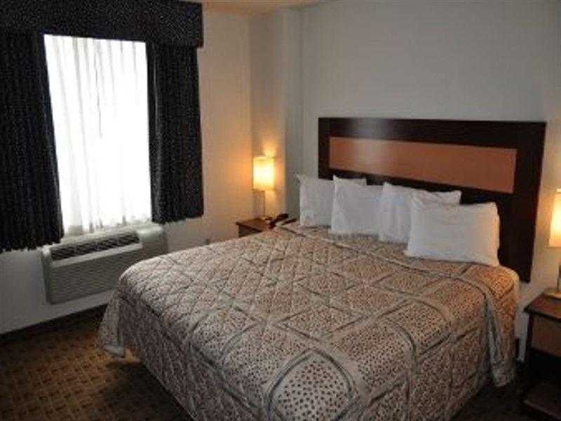 Super 8 By Wyndham Brooklyn / Park Slope Hotel نيو يورك المظهر الخارجي الصورة