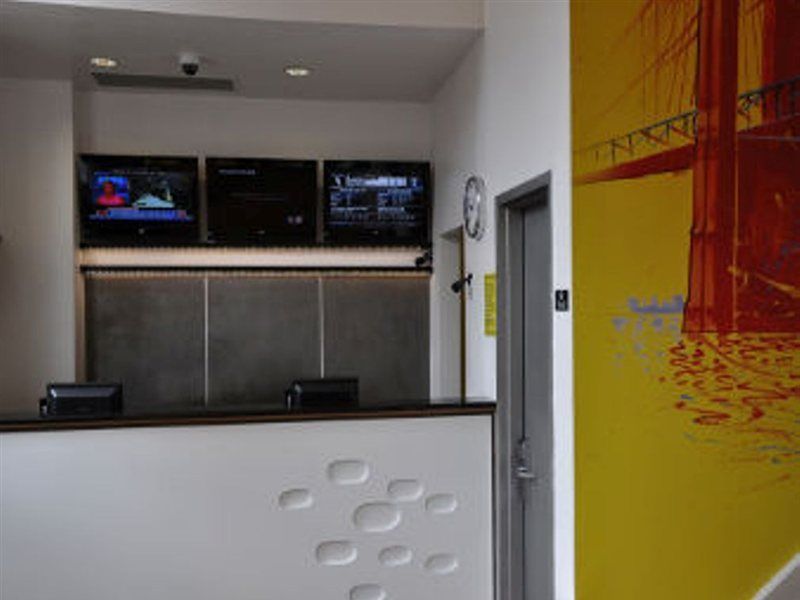 Super 8 By Wyndham Brooklyn / Park Slope Hotel نيو يورك المظهر الداخلي الصورة